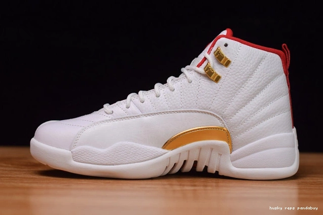 Husky Air Jordan 130690-107 "Fiba" 12 Retro (2019) 0728
